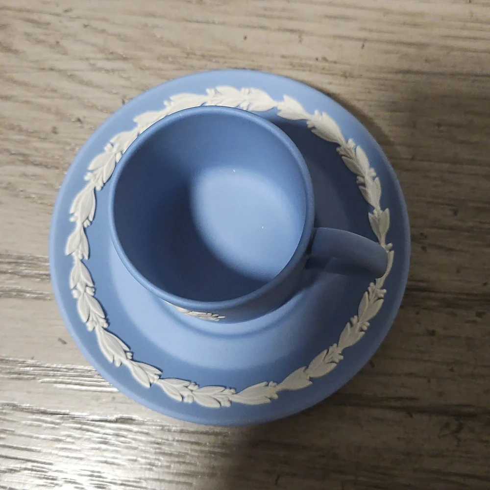 Wedgwood Blue Jasperware Dancing Hours tea cup and saucer - Picture 2 of 6
